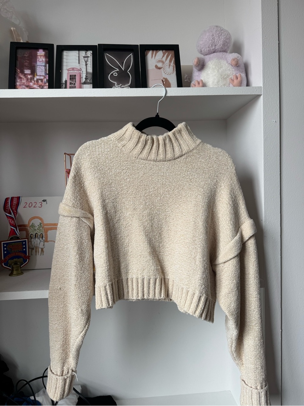 Cropped Cream Turtleneck Sweater - urban outfitter size s